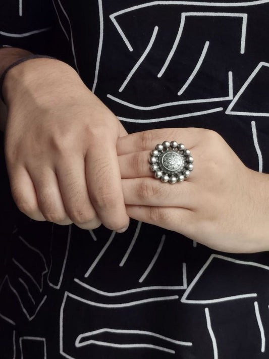 WJROS - Trendy Adjustable Best Flower Ring in Oxidized Finish – Casual Wear Jewelry