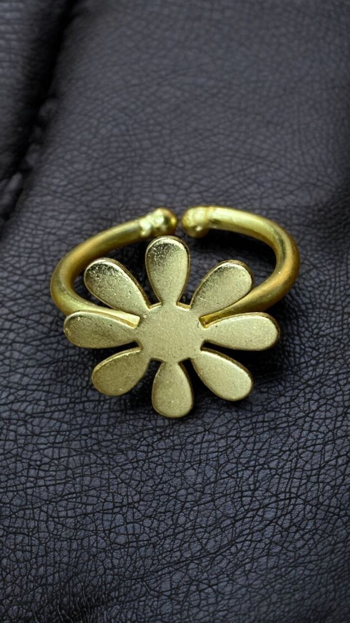 WJROS - Gold-Plated Handmade Flower Design Ring | Premium Quality Adjustable Rings